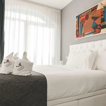 Sicilia's Art & 4* Aci Trezza