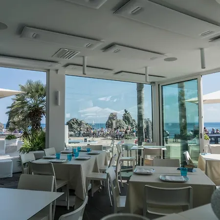 Aparthotel Sicilia's Art & 4*