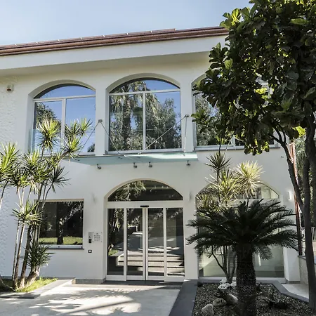 Sicilia's Art & Aparthotel